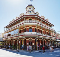 Perth and Fremantle Tour with Optional Swan River Cruise - Hotel QLD