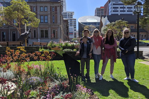 The ULTIMATE Perth Walking Tour: History, Architecture, Art, Nightlife + More! - Hotel QLD 3