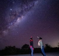 Pinnacles Desert Sunset Stargazing Tour - Hotel QLD